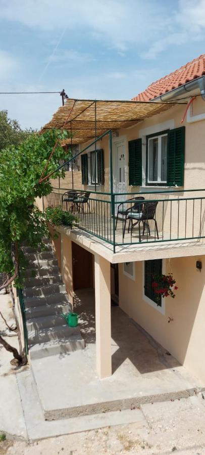 לוזובאק Apartments Lucky מראה חיצוני תמונה